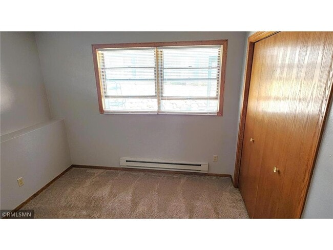 Building Photo - 704 8th St N