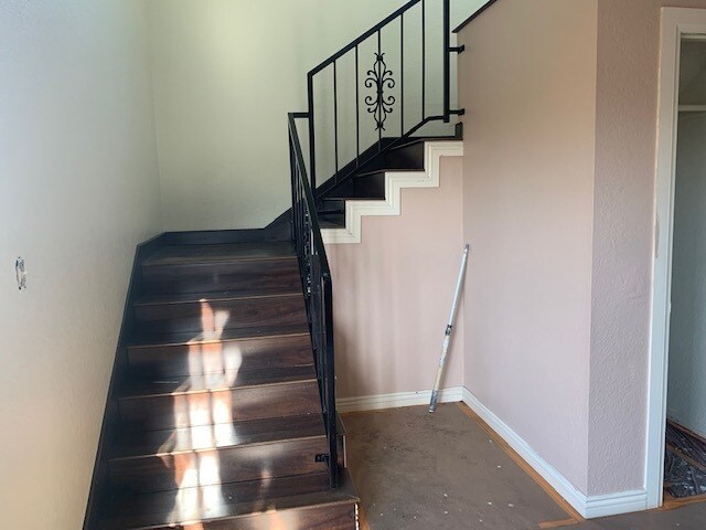 Elegant stairs - 530 W 14th St