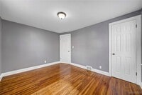 Building Photo - 206 Wrexham Ct N