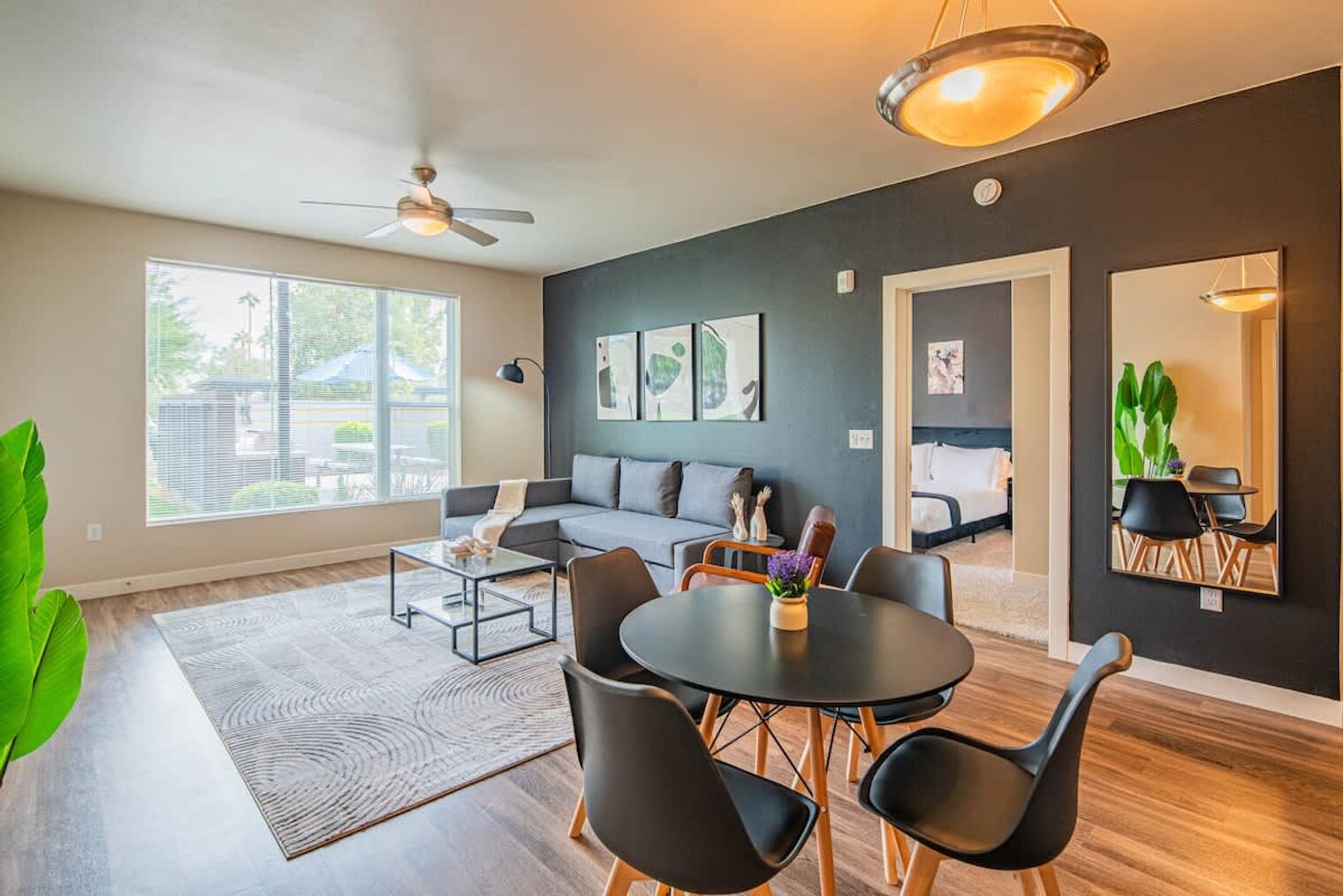 Building Photo - 1950 E Broadway Rd