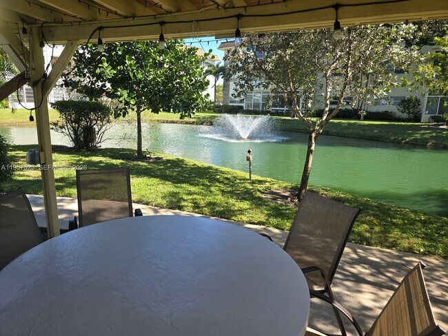 Building Photo - 5151 W Oakland Park Blvd