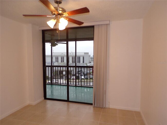 Building Photo - 21405 Olean Blvd