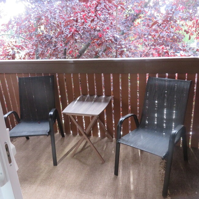 Building Photo - 7270 Huntsmen Cir