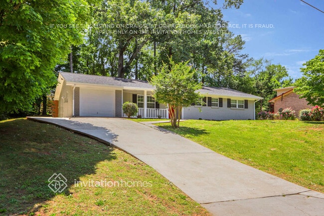 Building Photo - 3871 Leisure Springs Dr