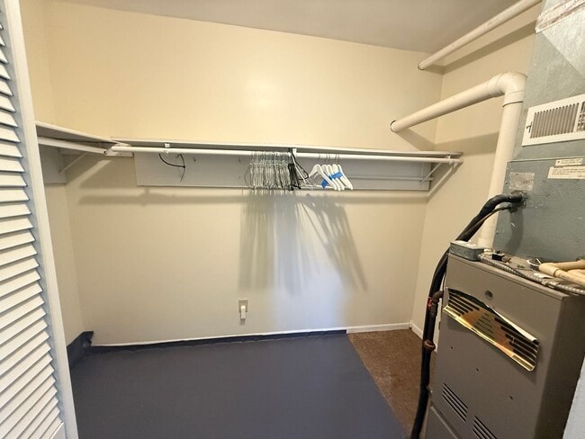 Building Photo - 3-Bedroom, 2-Bath Home on Acreage with Pond and Large Detached Garage