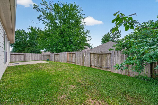 Building Photo - 18499 Sunrise Pines Dr