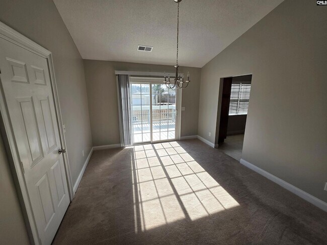 Building Photo - 165 Crassula Dr