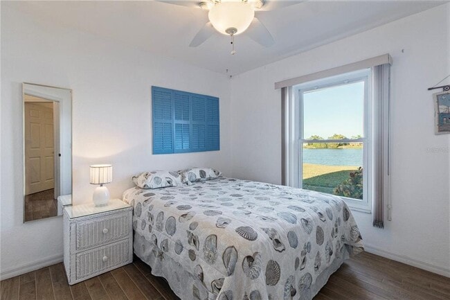 Building Photo - 6460 Blueberry Dr