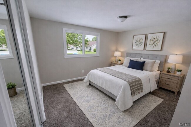 Building Photo - 4989 Driftwood Dr