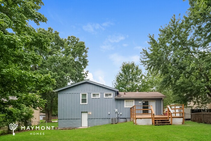 Building Photo - 7919 Hedges Ave
