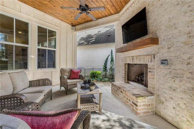 Building Photo - 5436 Rabbit Creek Dr