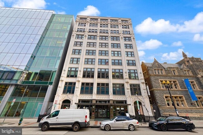 Building Photo - 916 G St NW