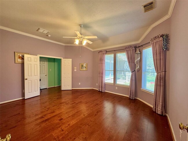 Building Photo - 3023 Kinwicke Ct