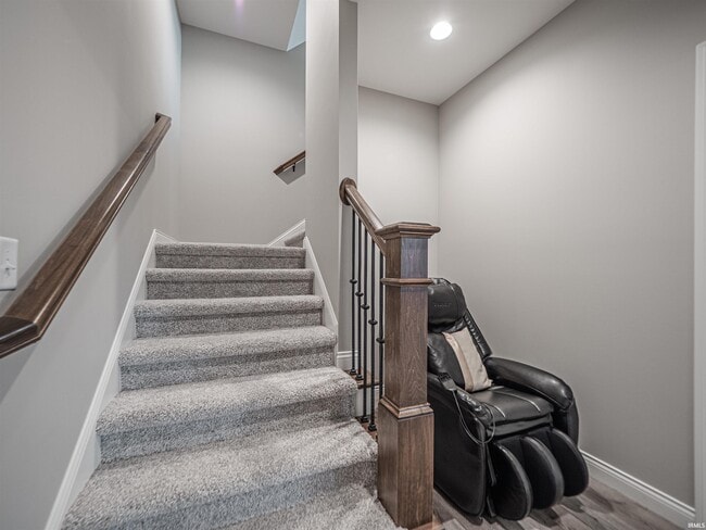 Building Photo - 3593 Sand Dr