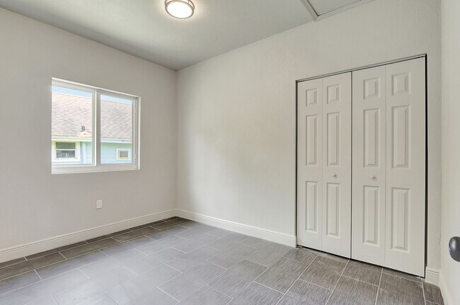 Bedroom 2 - 201 NW 6th Ave