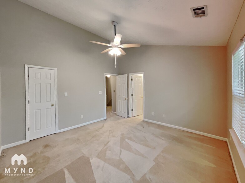 Building Photo - 942 Tree Creek Pkwy