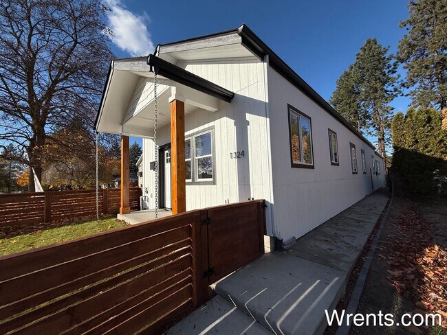 Building Photo - New Build Duplex