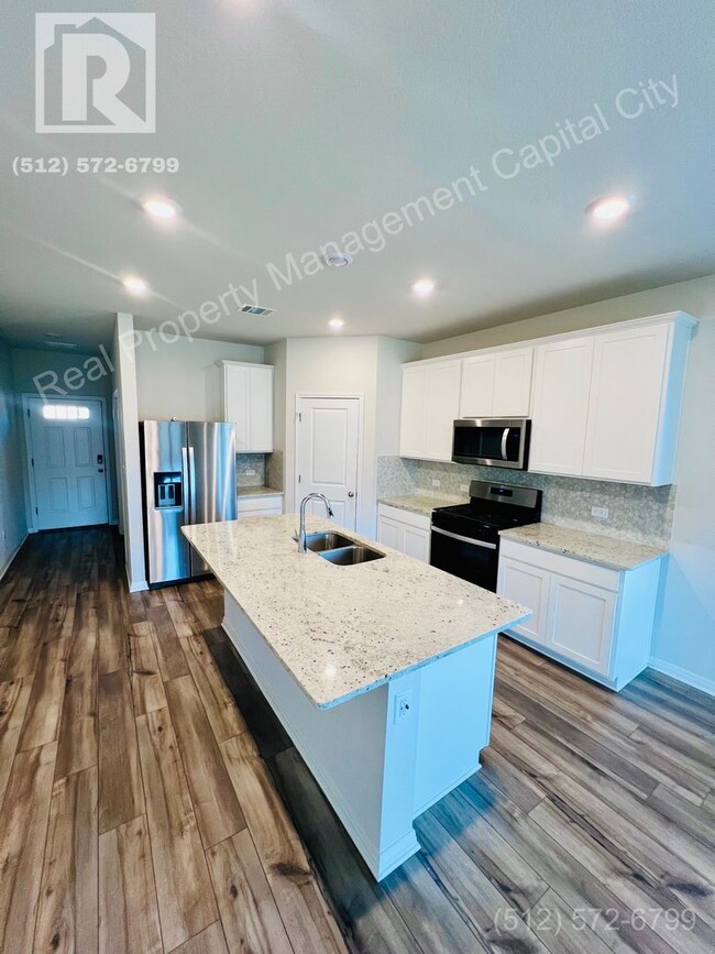 Building Photo - Beautiful 4-Bedroom New Build with Modern ...