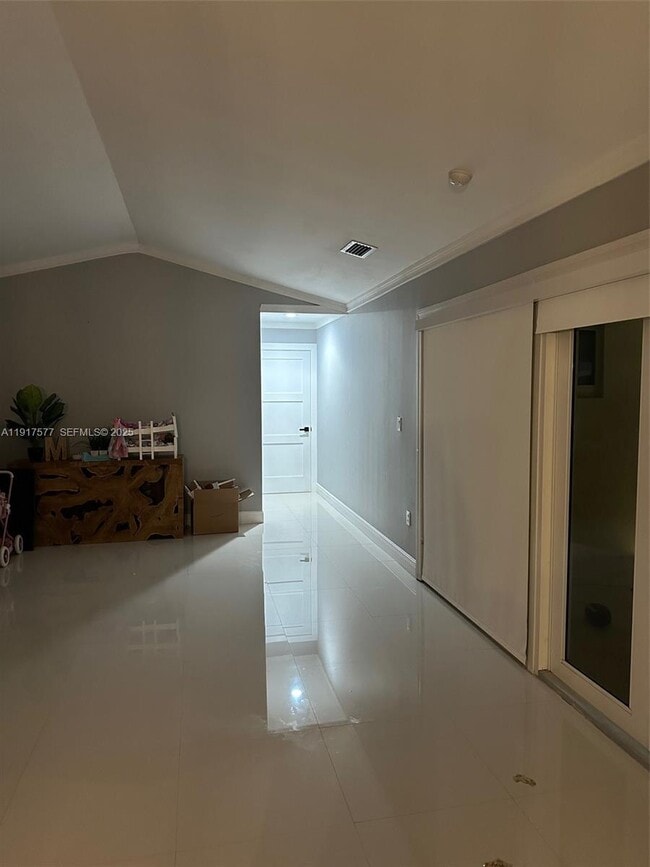 Building Photo - 15845 SW 153rd Ave