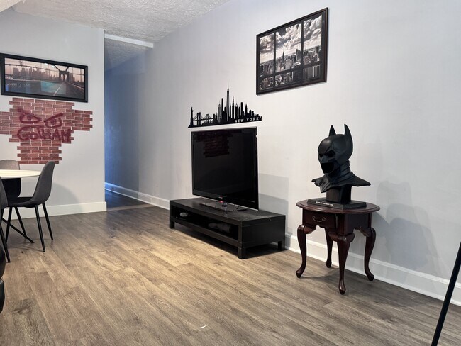 Building Photo - 2720 Maryland Ave