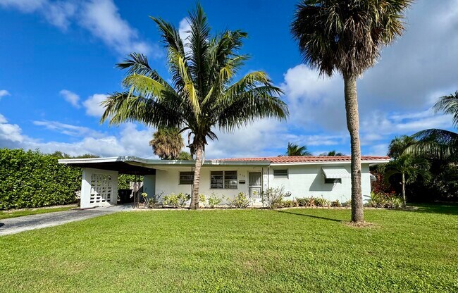 Primary Photo - 678 NW 12th Terrace