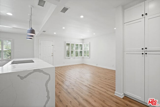 Building Photo - 2817 Stevens St