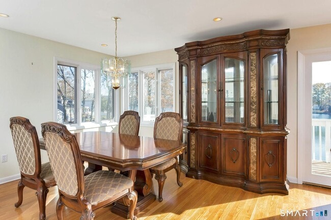 Building Photo - 192 Frenchtown Rd