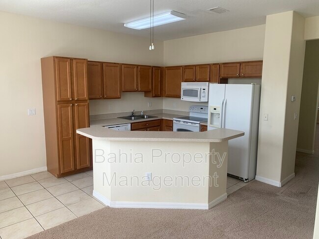 Building Photo - 2502 Lexington Oak Dr