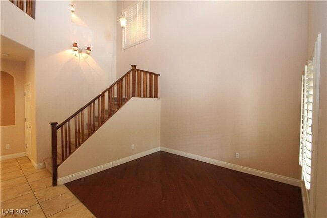 Building Photo - 9528 Victory Garden Ave