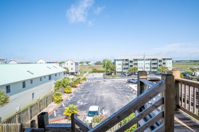 Building Photo - OCEAN VIEW SEASONAL WINTER RENTAL