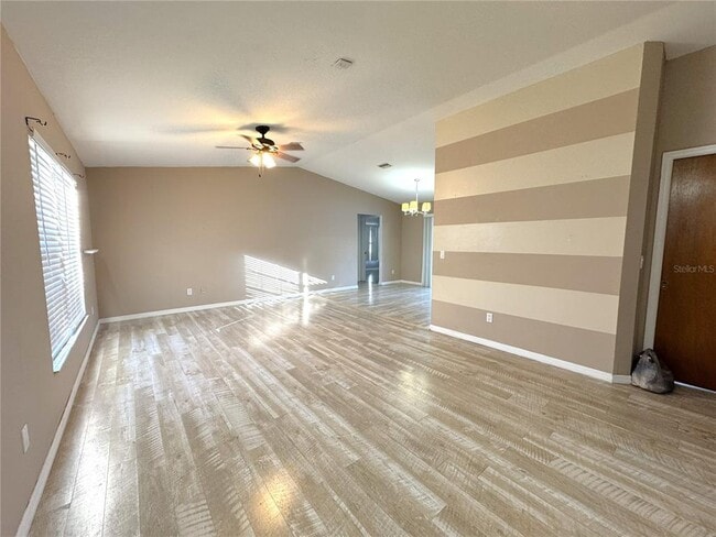 Building Photo - 1514 Poe St