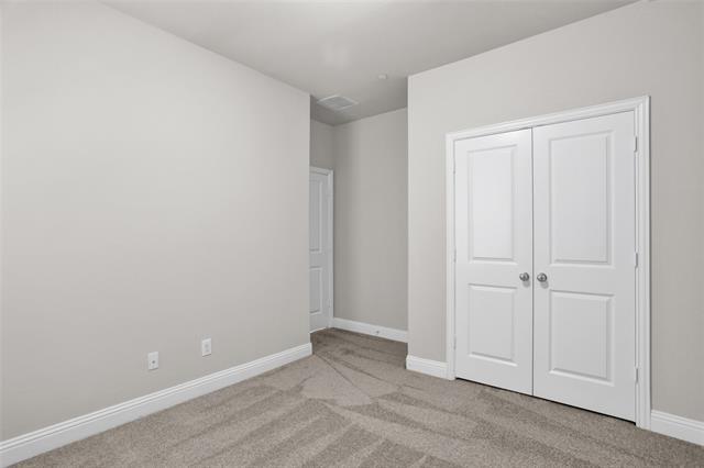 Building Photo - 4206 Shavano Dr