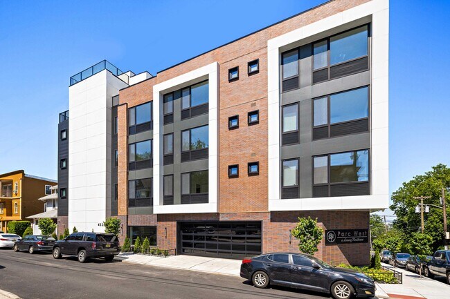 Primary Photo - 4525 Bergenwood Ave