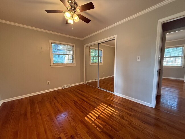 Building Photo - 209 Allendale Dr