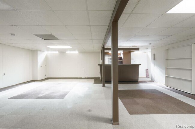 Building Photo - 13103 Iowa Dr