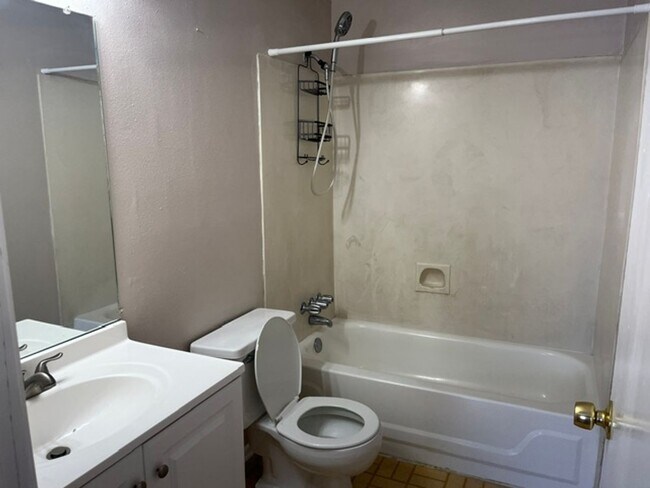Building Photo - 4374 Stumberg Ln
