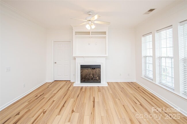 Building Photo - 14849 Santa Lucia Dr