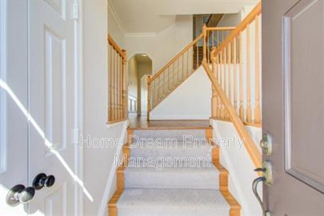 Building Photo - 5946 Wescott Hills Way