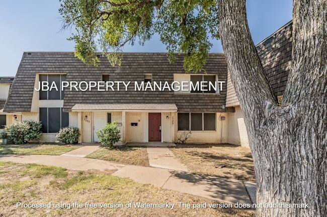 Primary Photo - 1755 Farleigh Ct