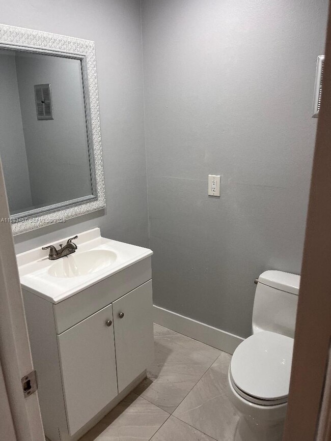 Building Photo - 11712 SW 13th St