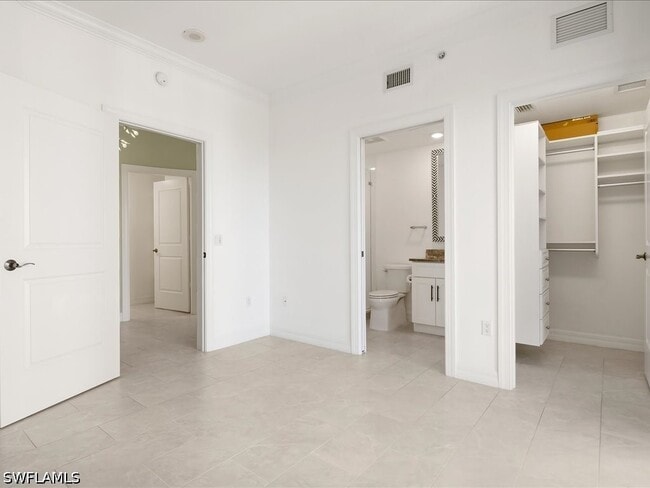 Building Photo - 14380 Riva Del Lago Dr