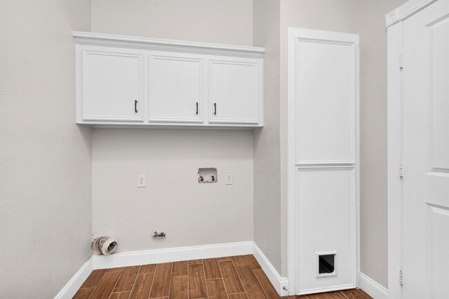 Building Photo - 1548 Virgie Community Rd