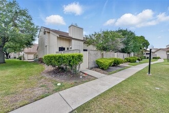 Building Photo - 3126 Windchase Blvd