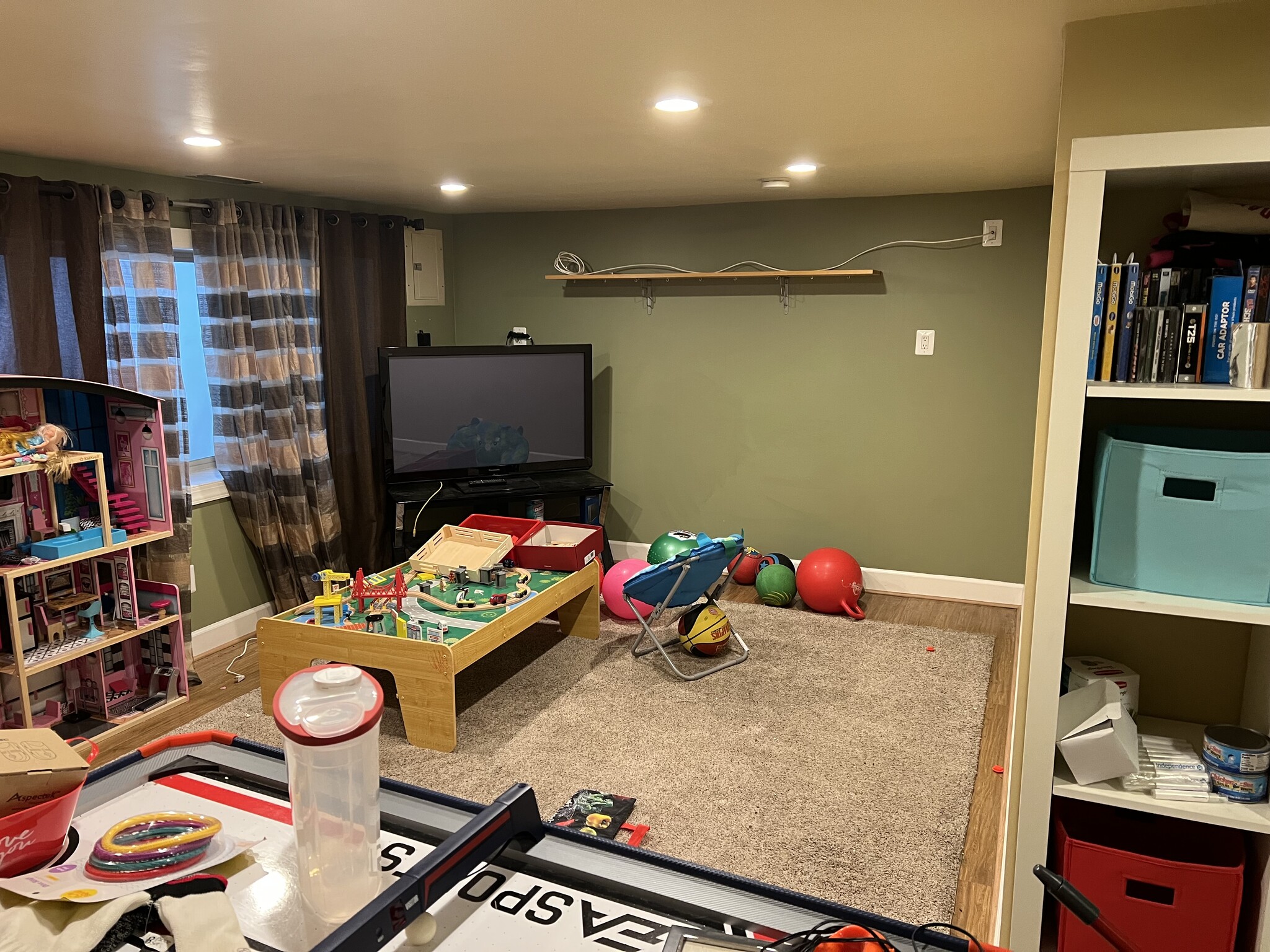 Building Photo - 3008 Secane Dr