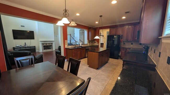 Building Photo - 9207 Albury Ct