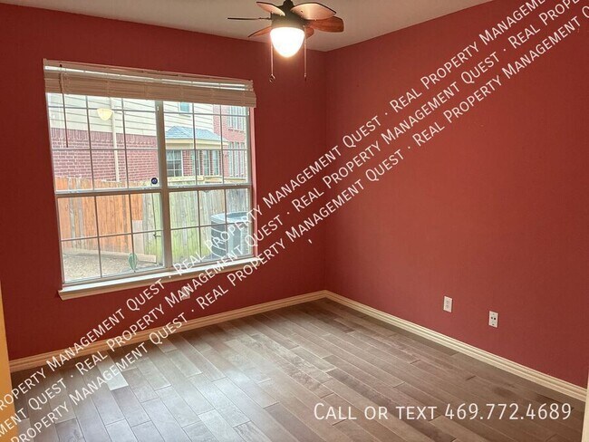 Building Photo - 3731 Edgewood Ct