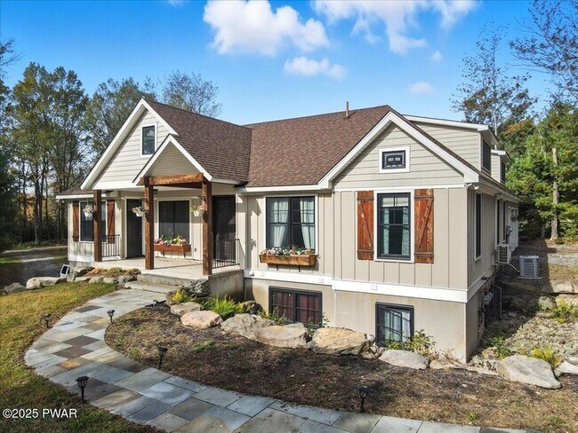 Building Photo - 159 Knapp Rd