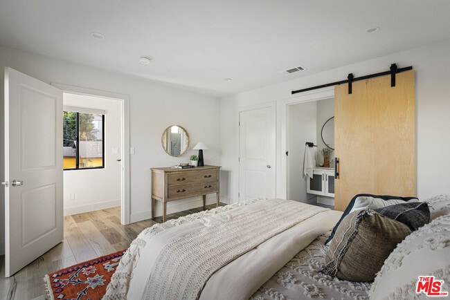 Building Photo - 1057 N Ave 49