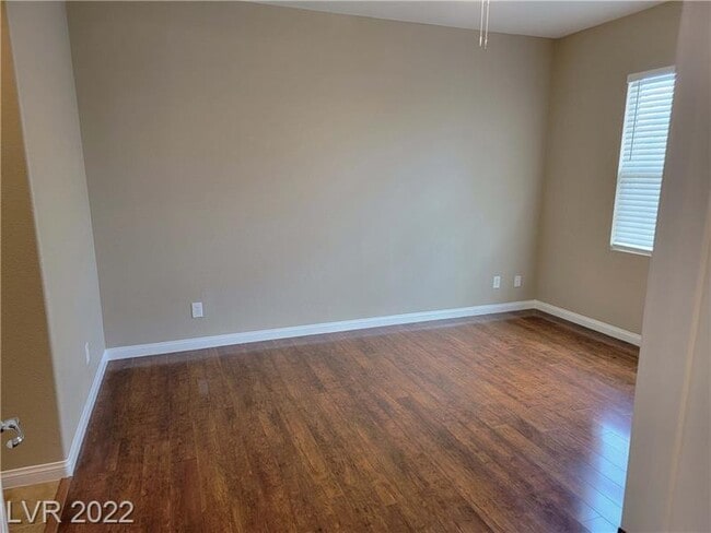 Building Photo - 8455 Classique Ave