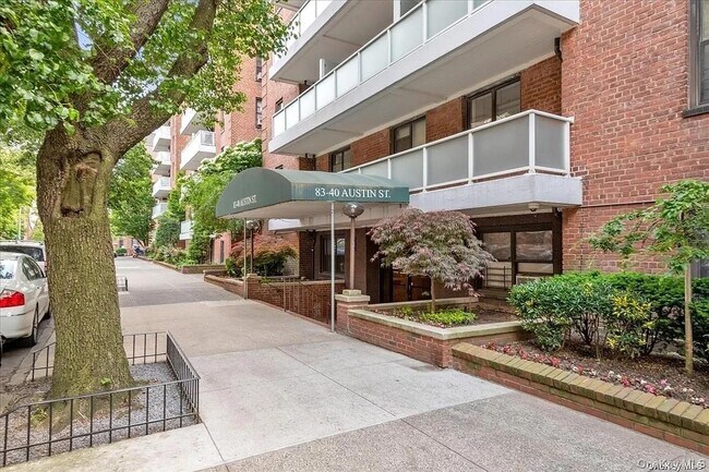 Building Photo - 83-40 Austin St